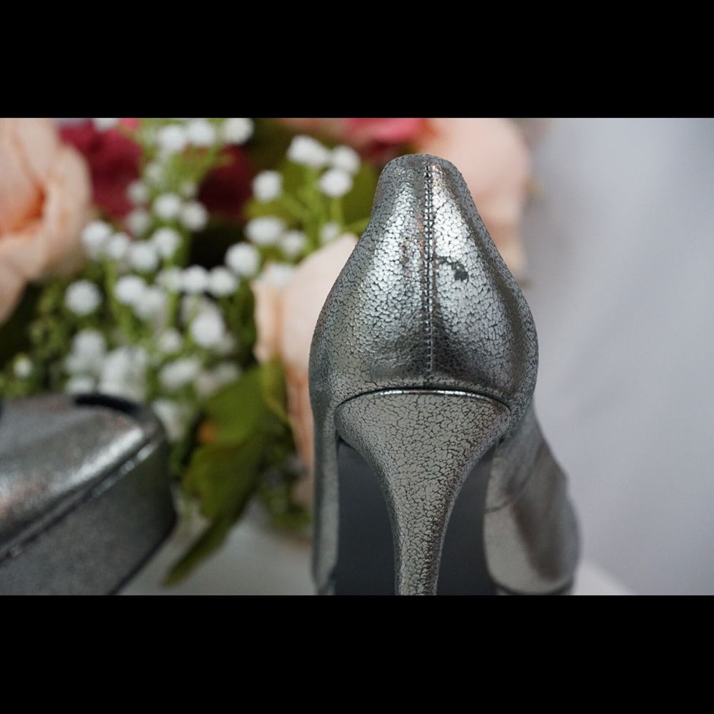 Report Signature Open Toe Solves Pumps - image 2